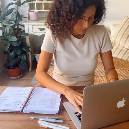 Con Intención — Deja de improvisar tu semana y empieza a tener claro qué hacer cada día